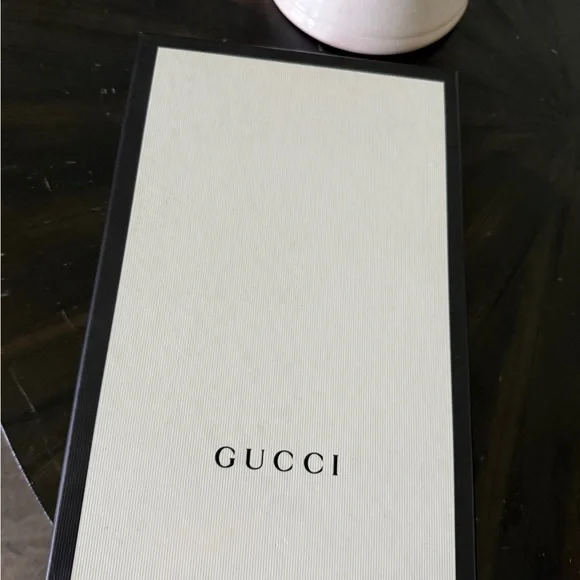 Gucci Women's Beige Espadrilles with Logo - Picture 12 of 12